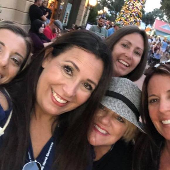 Meet your Posher, Jenna - Picture 1 of 1